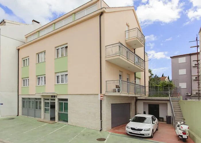 شقة Amigo Comfort سبليت